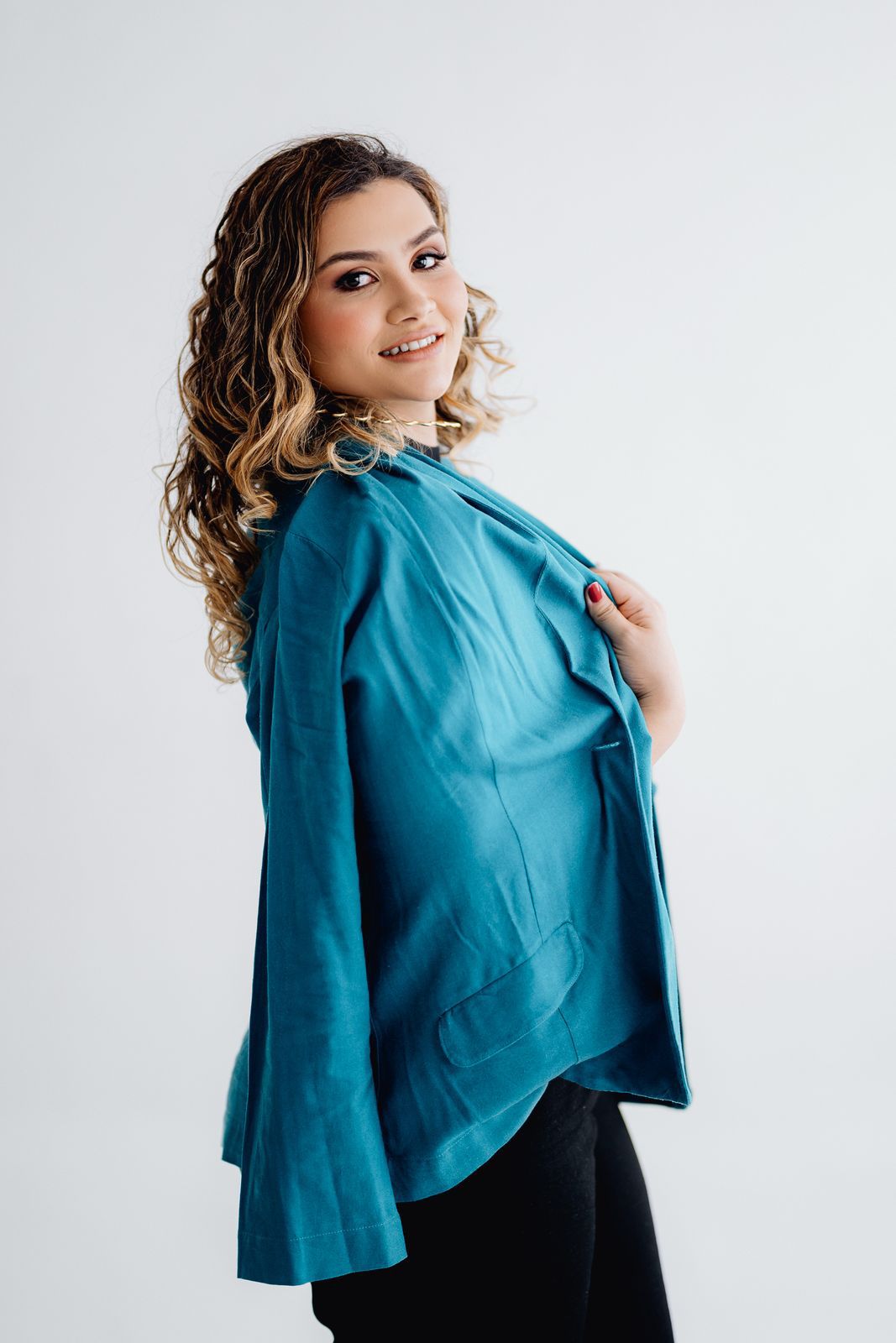 Eliza Bezerra em ambiente do consultório