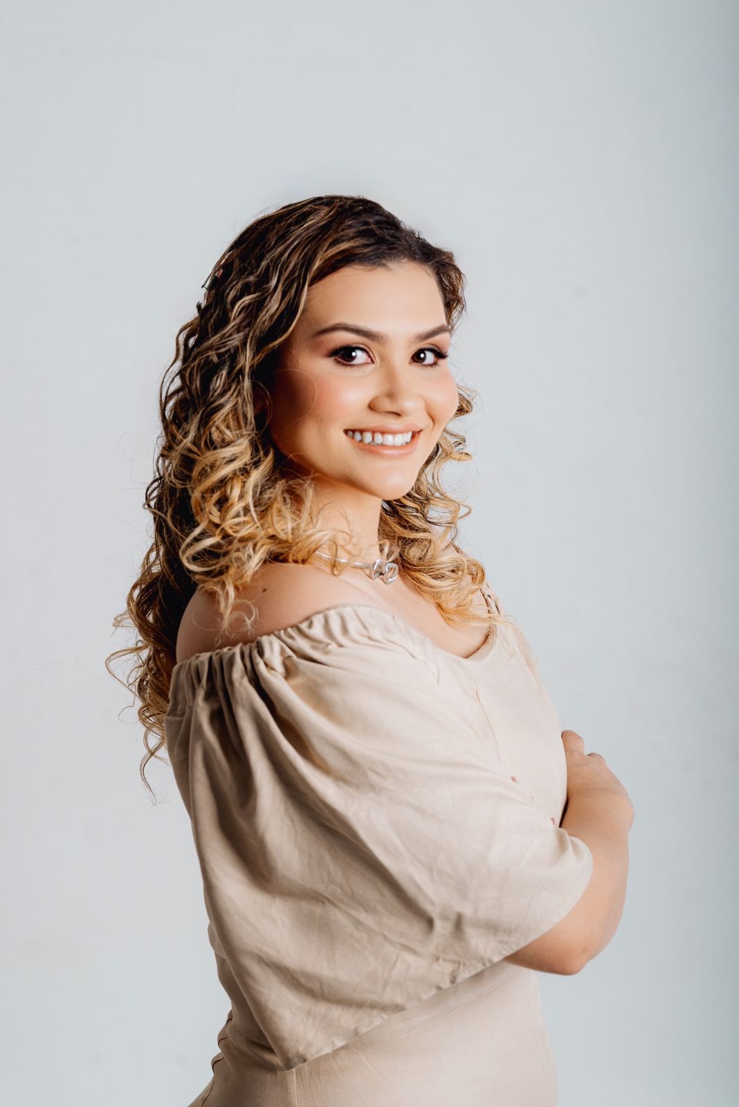 Consulta de nutrição humanizada com Eliza Bezerra